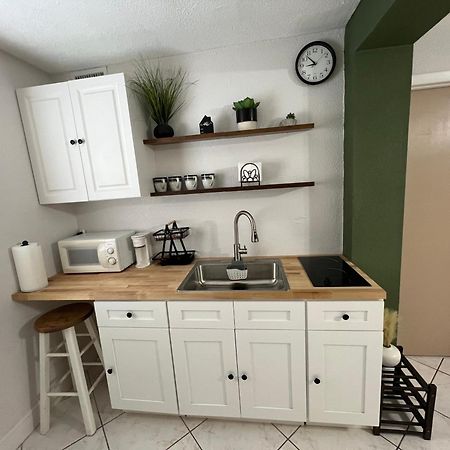 La Casita Of Raymond James Stadium Apartment Tampa Exterior photo